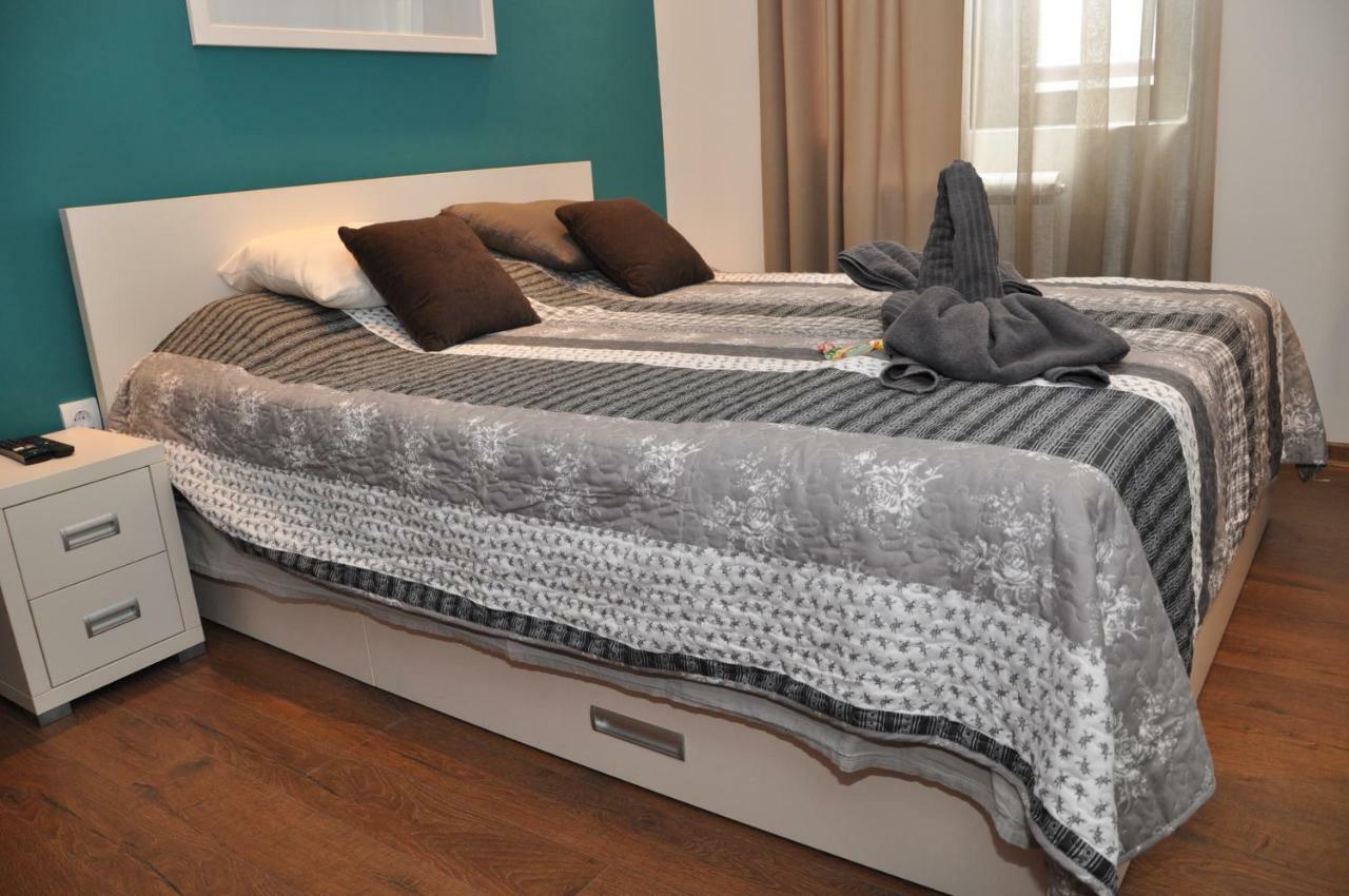 Lux Apartman Čačak Zewnętrze zdjęcie