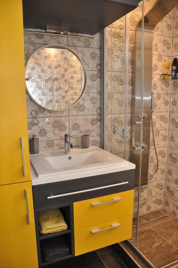 Lux Apartman Čačak Zewnętrze zdjęcie